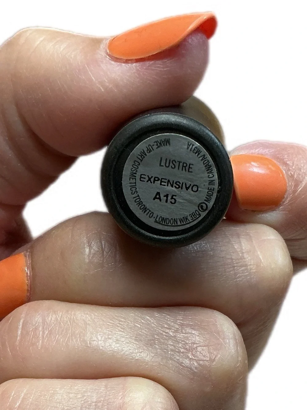 Mac Cosmetics Expensivo lipstick Lustre